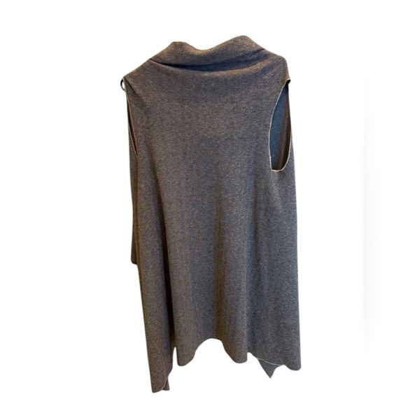 St. John Brown Gray Women's Cape Sweater Button Detail One Size - Picture 2 of 3